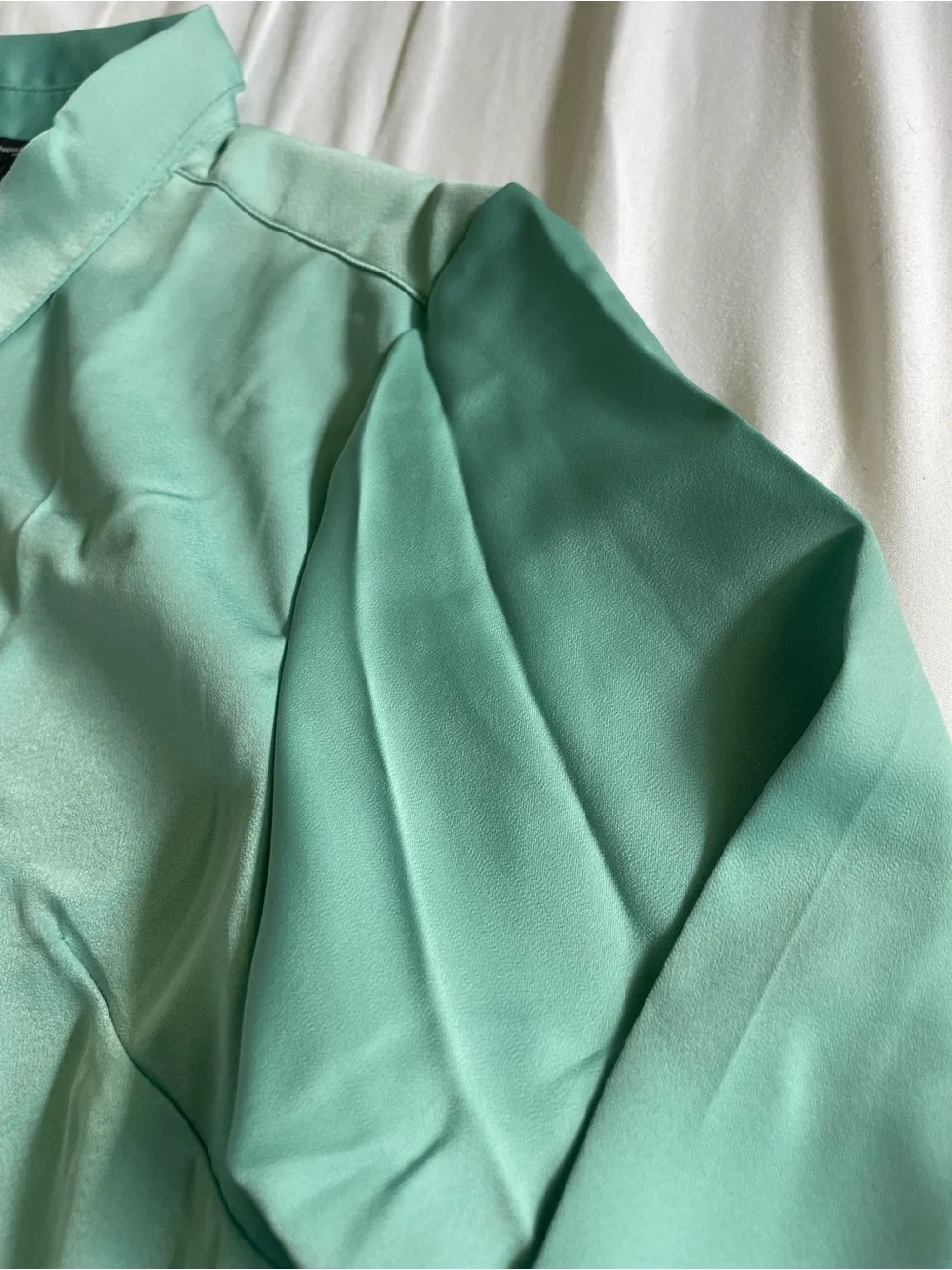 Banana Republic Mint Green Long-Sleeve Button-Up Shirt
